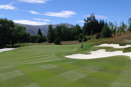 �j���[�W�[�����h �S���t �~���u���b�N���]�[�g